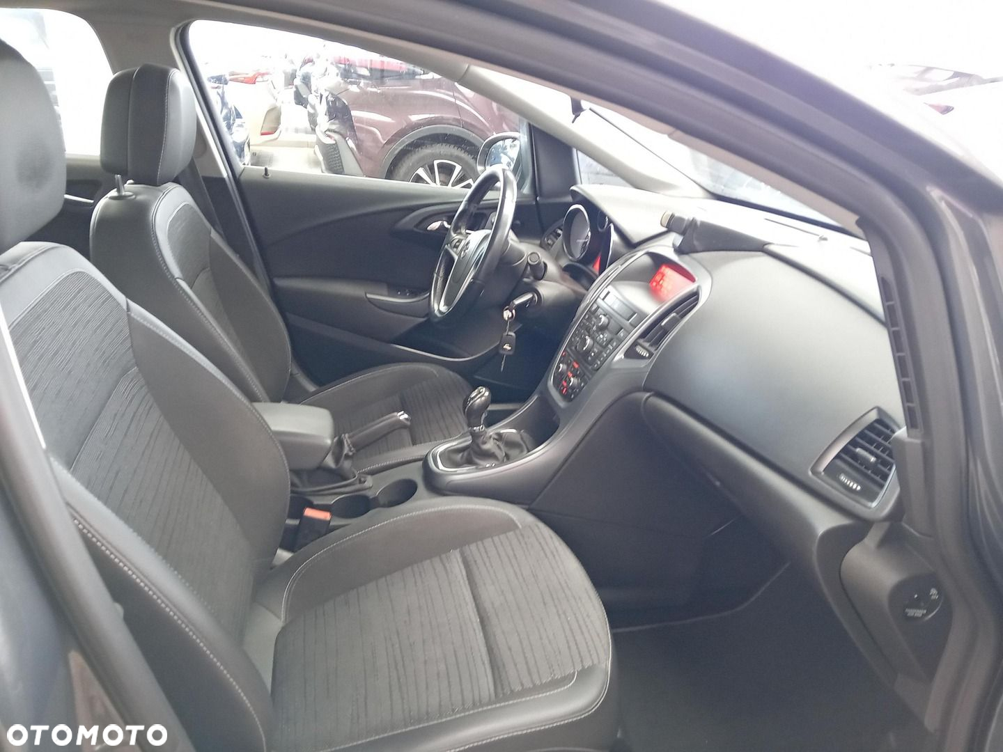 Opel Astra - 11