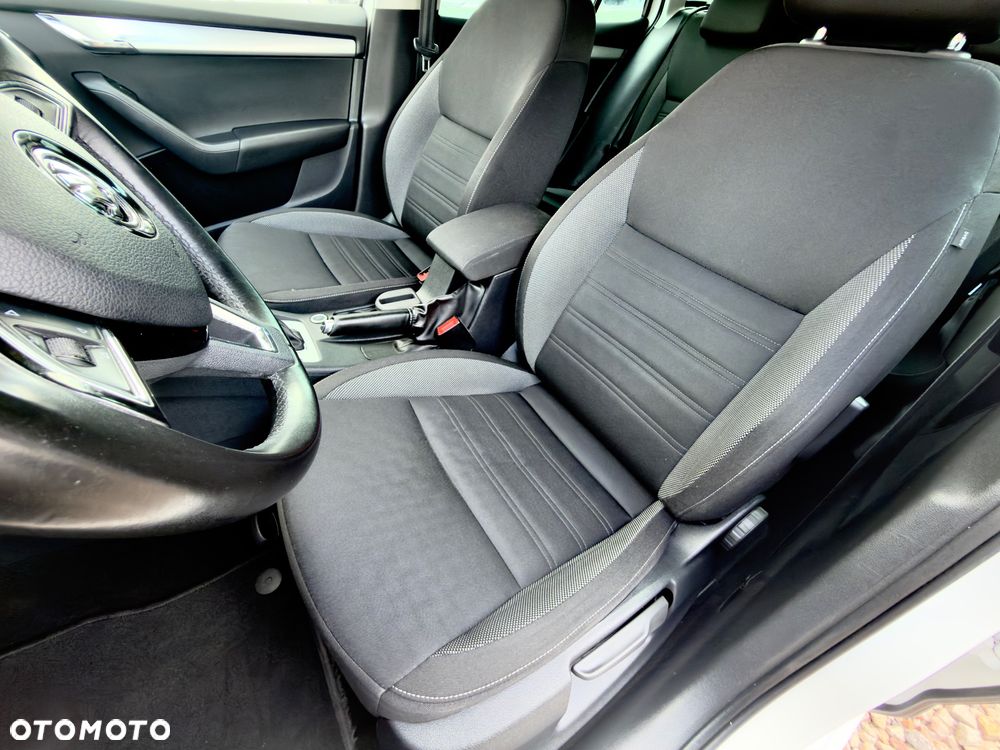 Skoda Octavia 2.0 TSI 4x4 DSG Style - 21