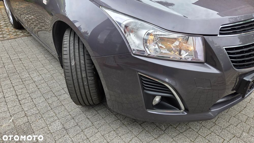 Chevrolet Cruze 1.4T LTZ+ - 11