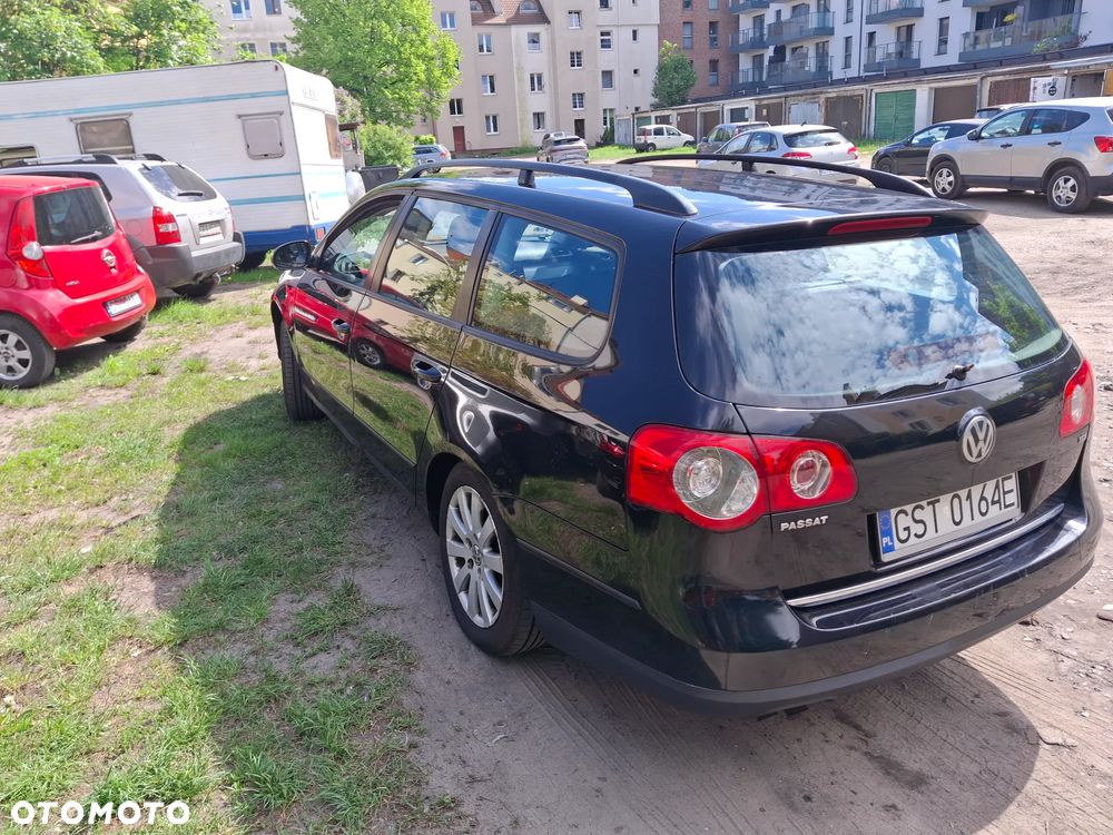Volkswagen Passat - 3