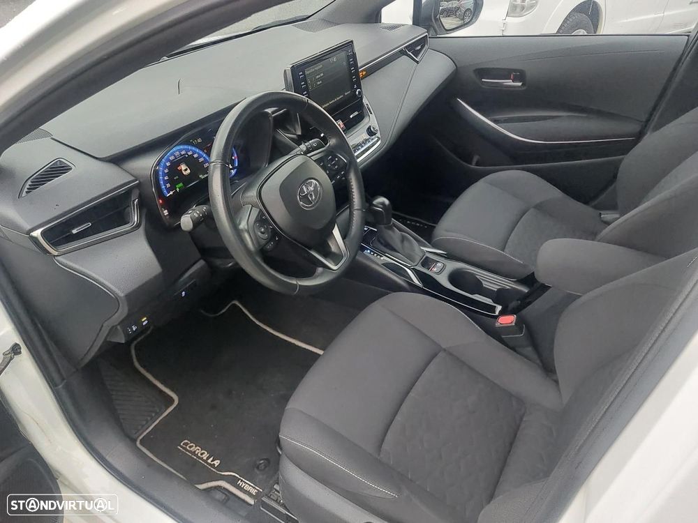 Toyota Corolla 1.8 Hybrid Comfort - 36