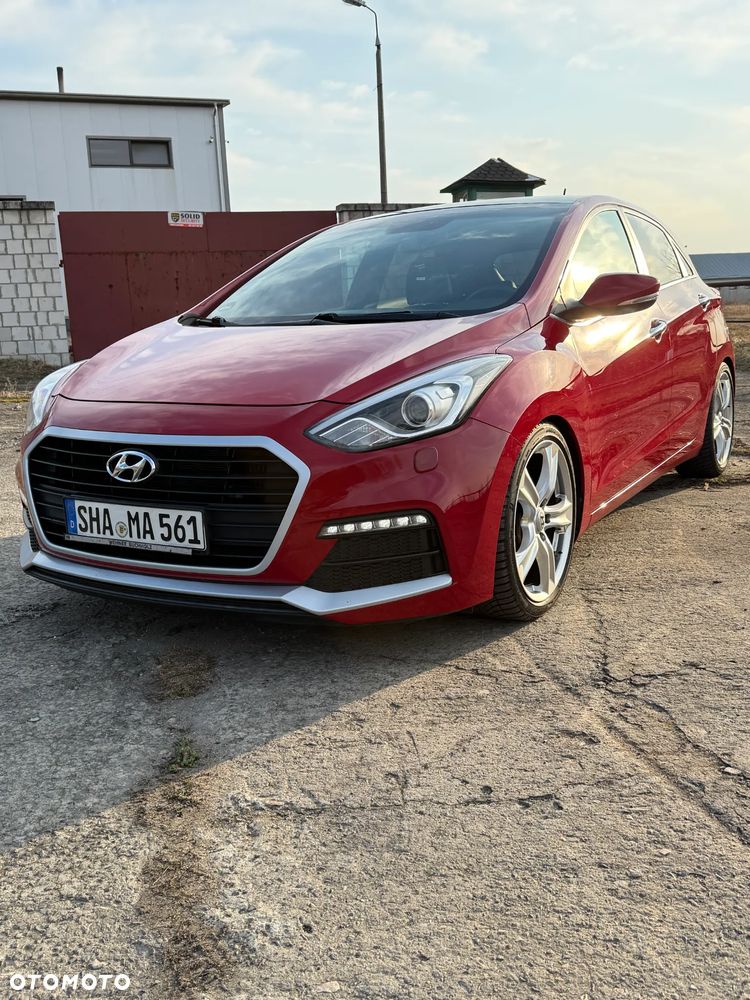 Hyundai i30 1.6 T GDI Turbo - 17