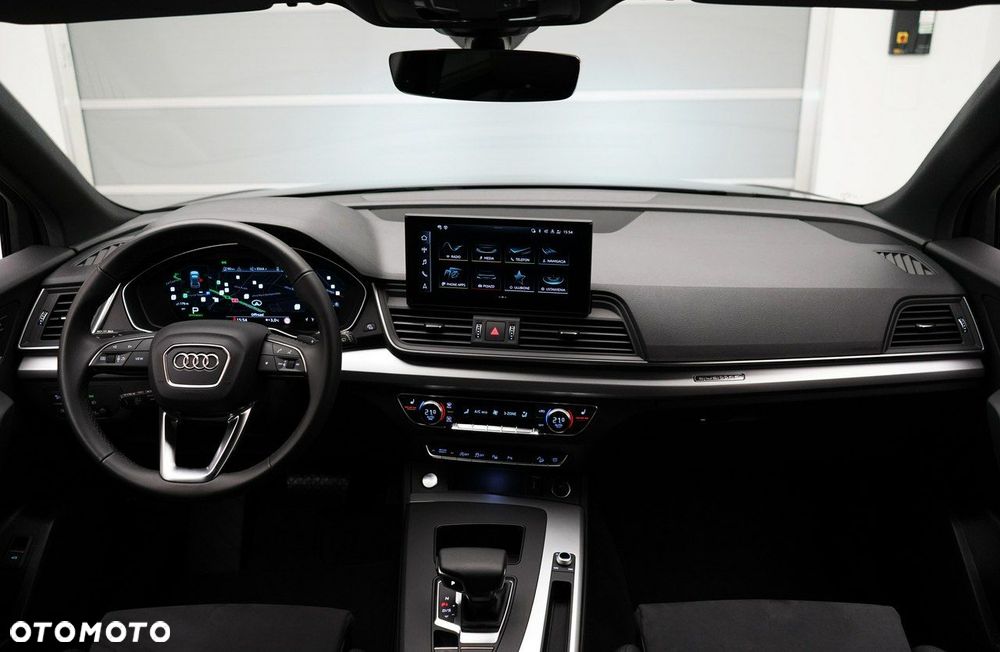 Audi Q5 Sportback - 16
