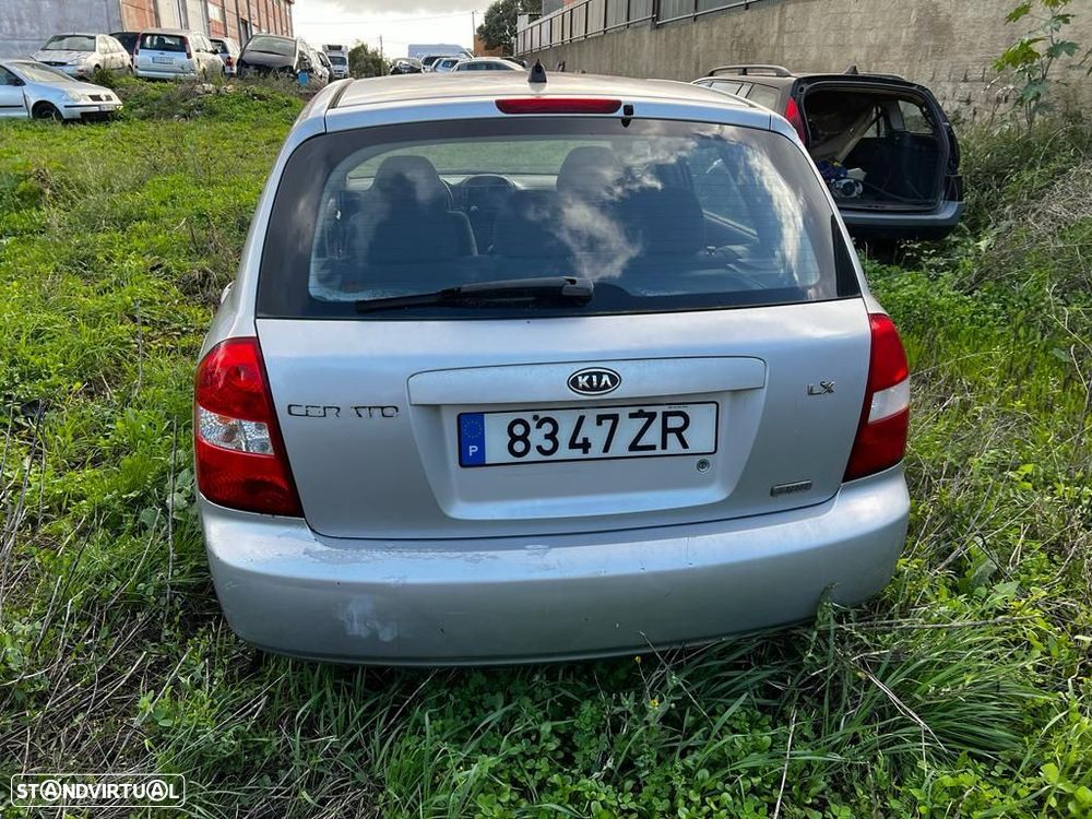 kia Cerato diesel para pecas - 3