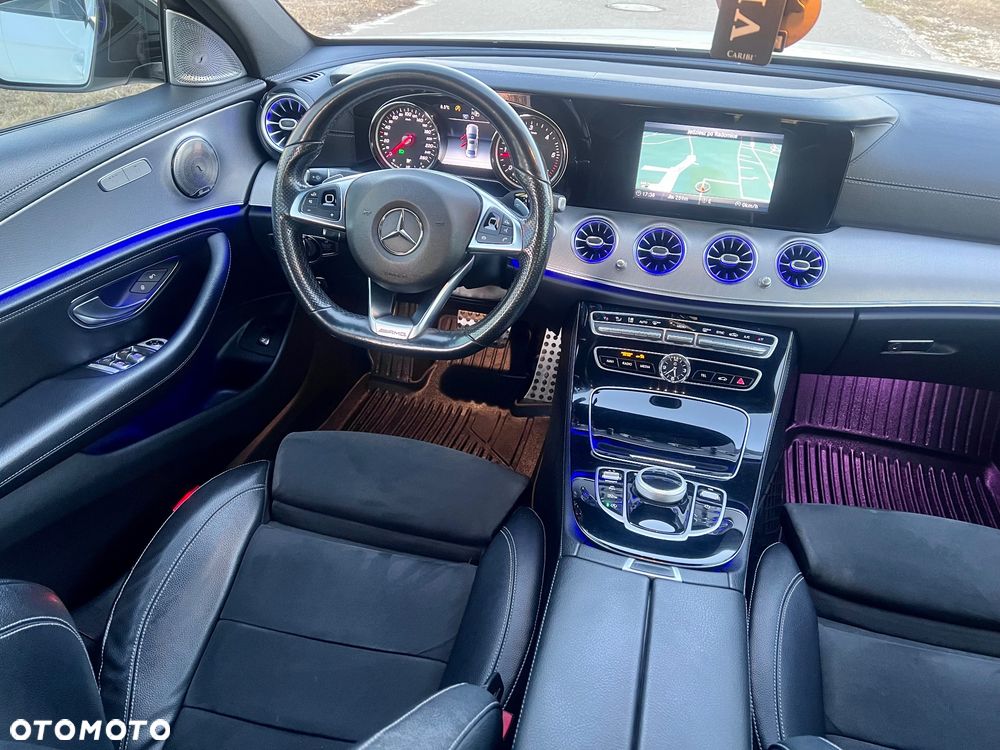 Mercedes-Benz Klasa E - 30