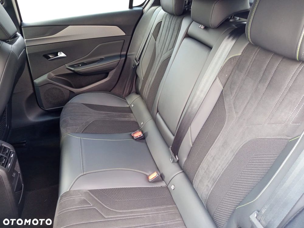 Peugeot 308 BlueHDi FAP 130 EAT8 Stop & Start GT - 22