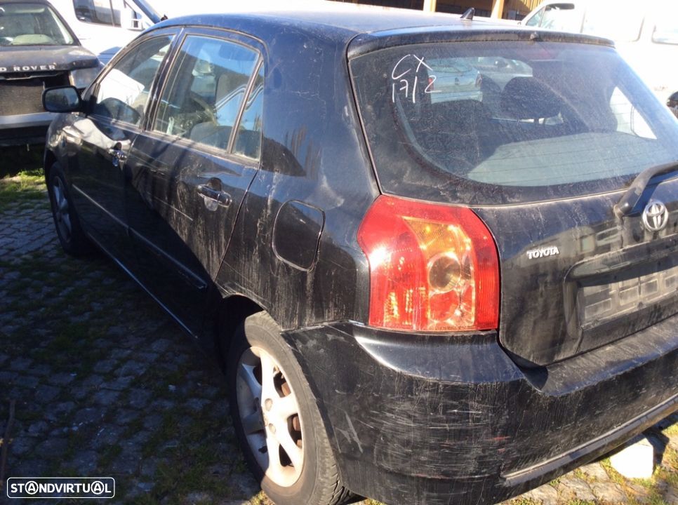 Toyota Corolla 1.4 D4D E12 - 5