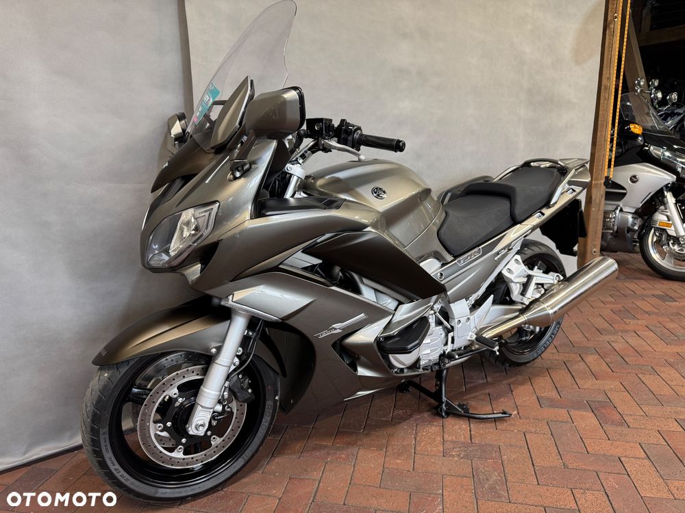 Yamaha FJR - 5