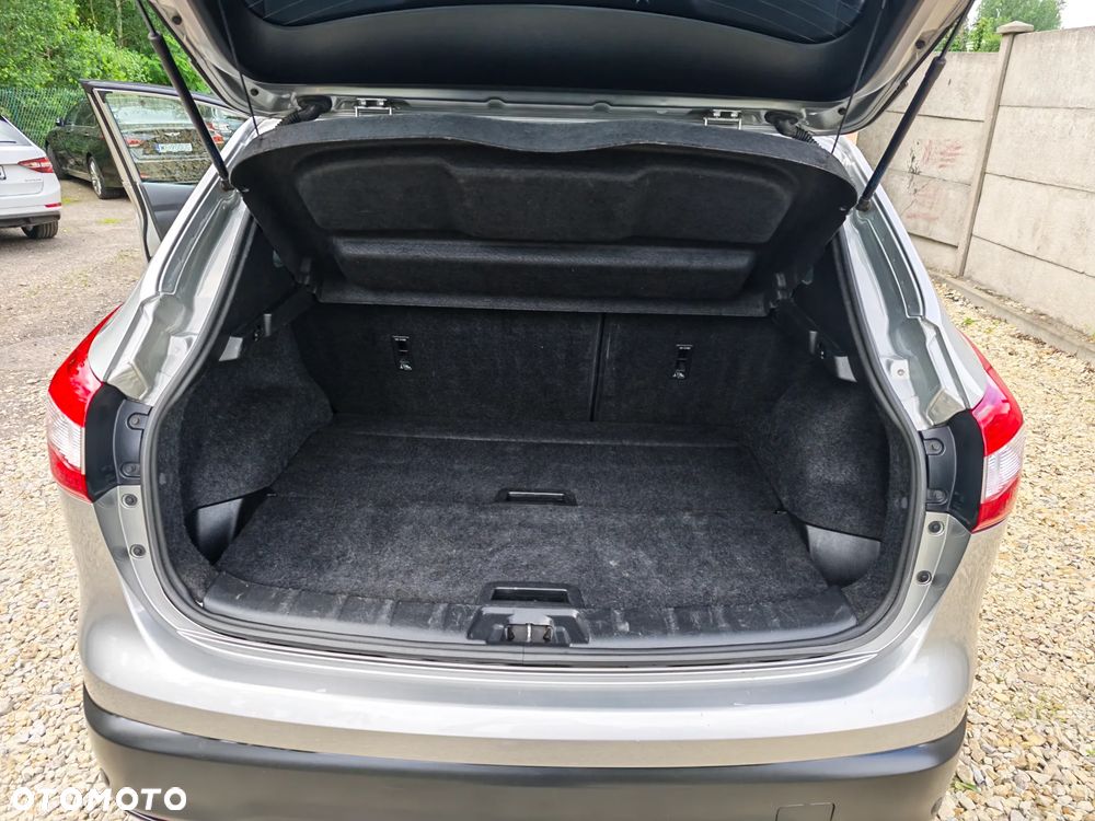 Nissan Qashqai 1.5 dCi Tekna - 23