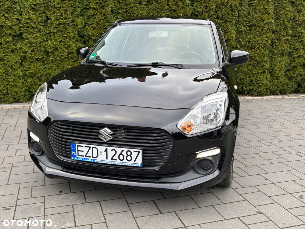 Suzuki Swift 1.2 Premium Plus - 12