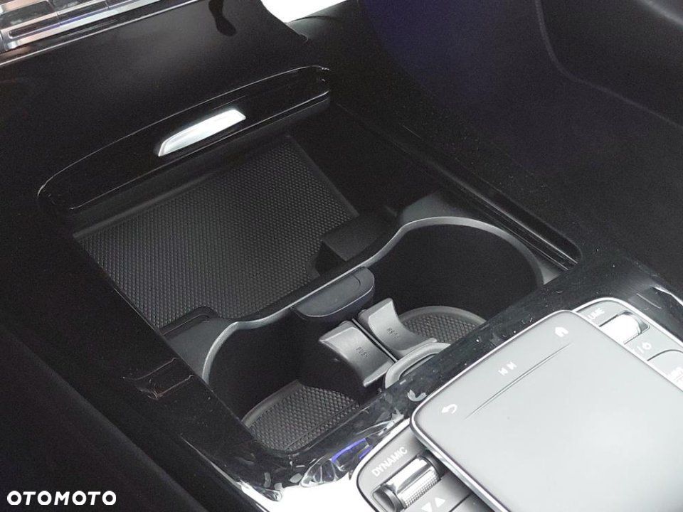 Mercedes-Benz CLA - 39