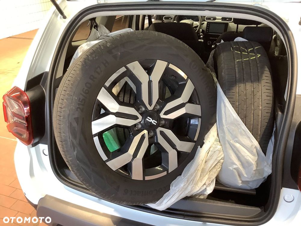Dacia Duster 2023 photo 3