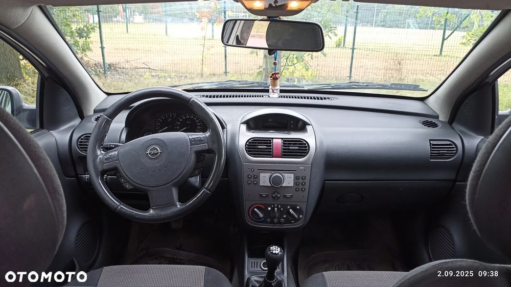 Opel Corsa - 11