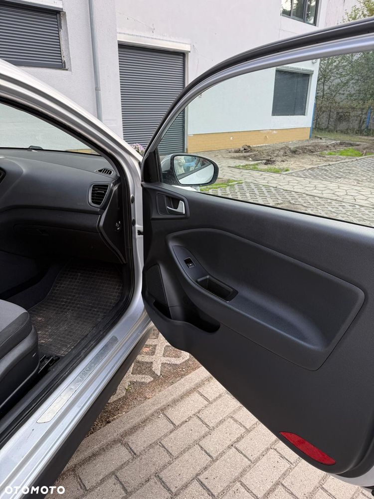 Hyundai i20 1.25 Classic + - 12