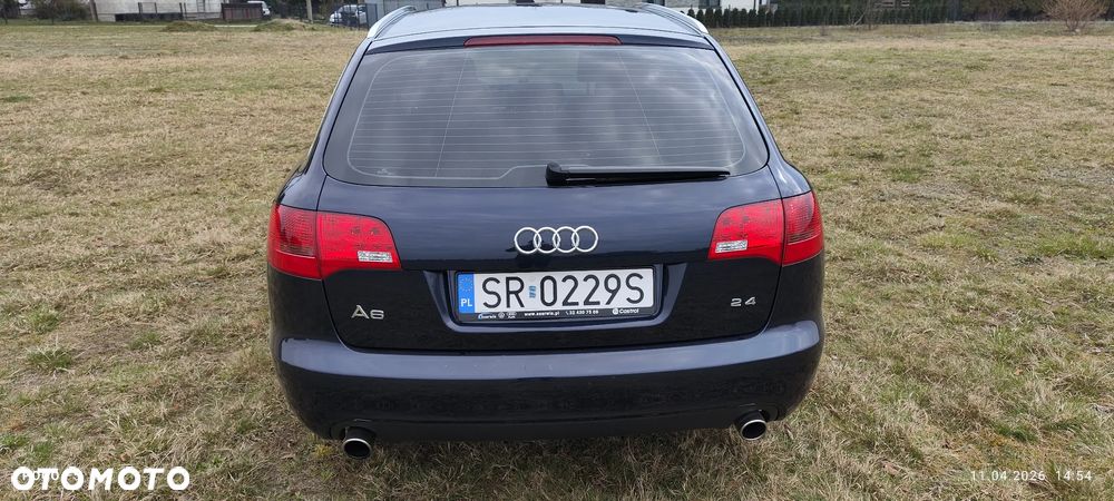 Audi A6 Avant 2.4 multitronic - 11