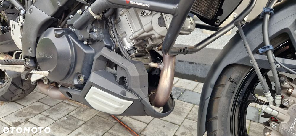 Suzuki V-STROM - 5
