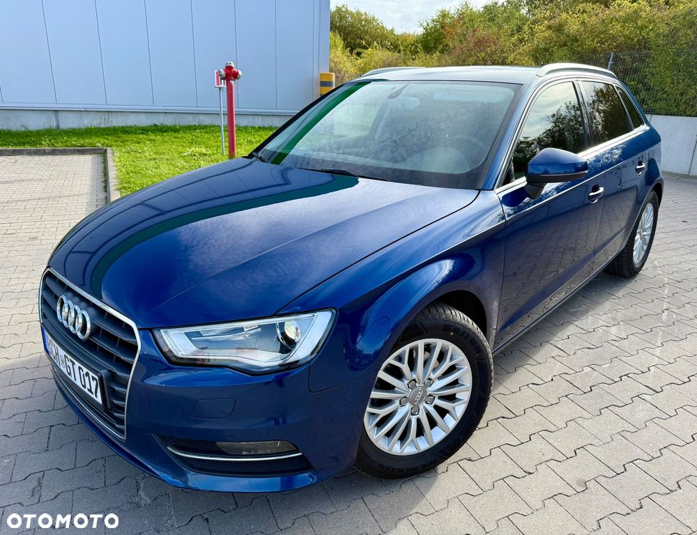 Audi A3 Sportback 1.6 TDI (clean diesel) Attraction - 1