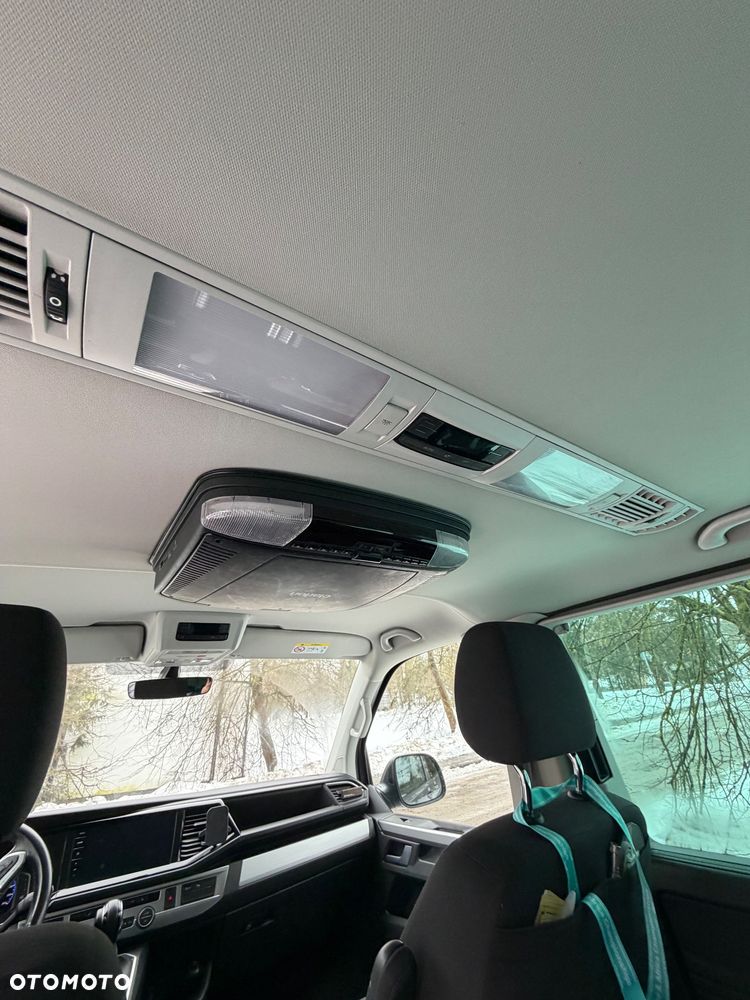Volkswagen Multivan - 8