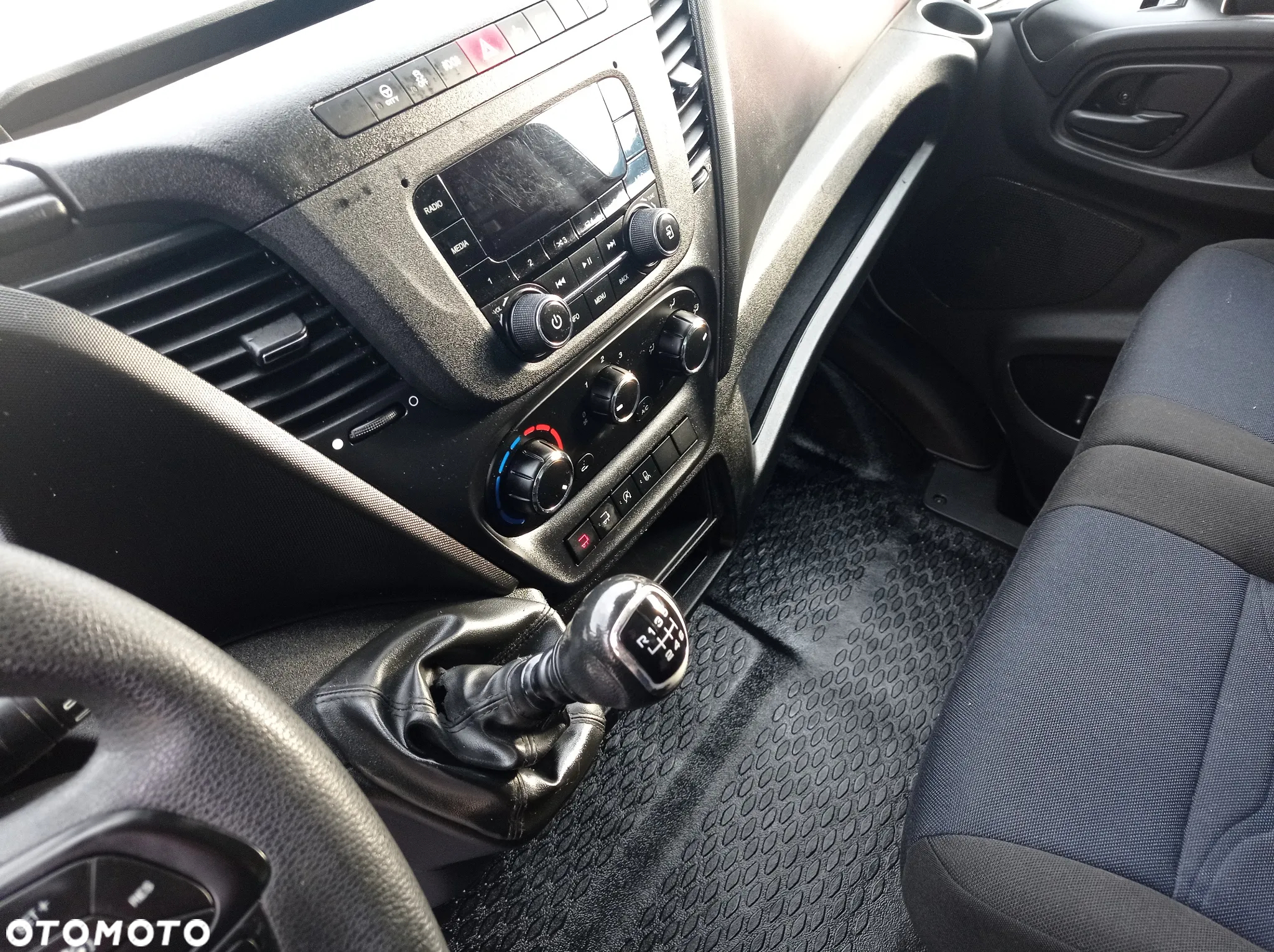 Iveco 35C14 WINDA KLIMA - 15
