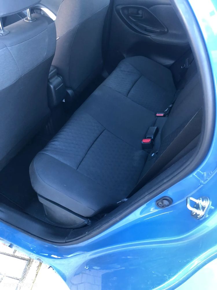 Toyota Yaris - 17
