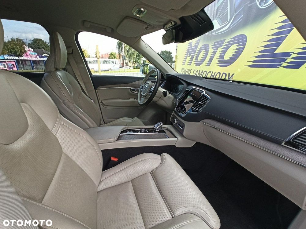 Volvo XC 90 - 15