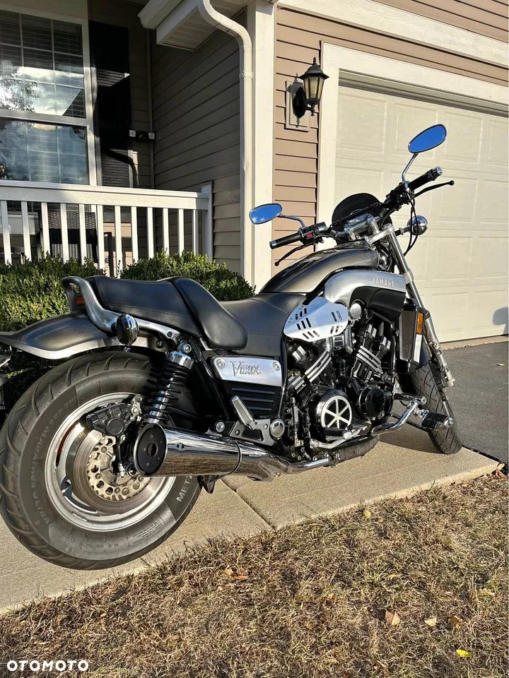 Yamaha V-MAX - 40