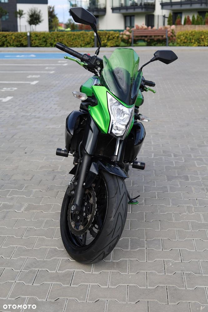 Kawasaki ER - 8