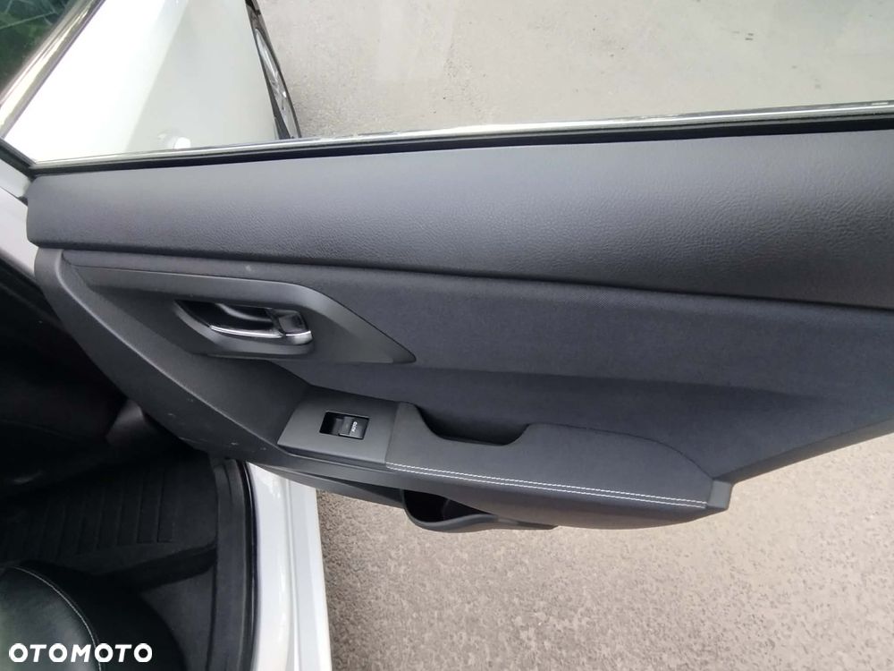Toyota Auris 1.6 Dynamic - 15