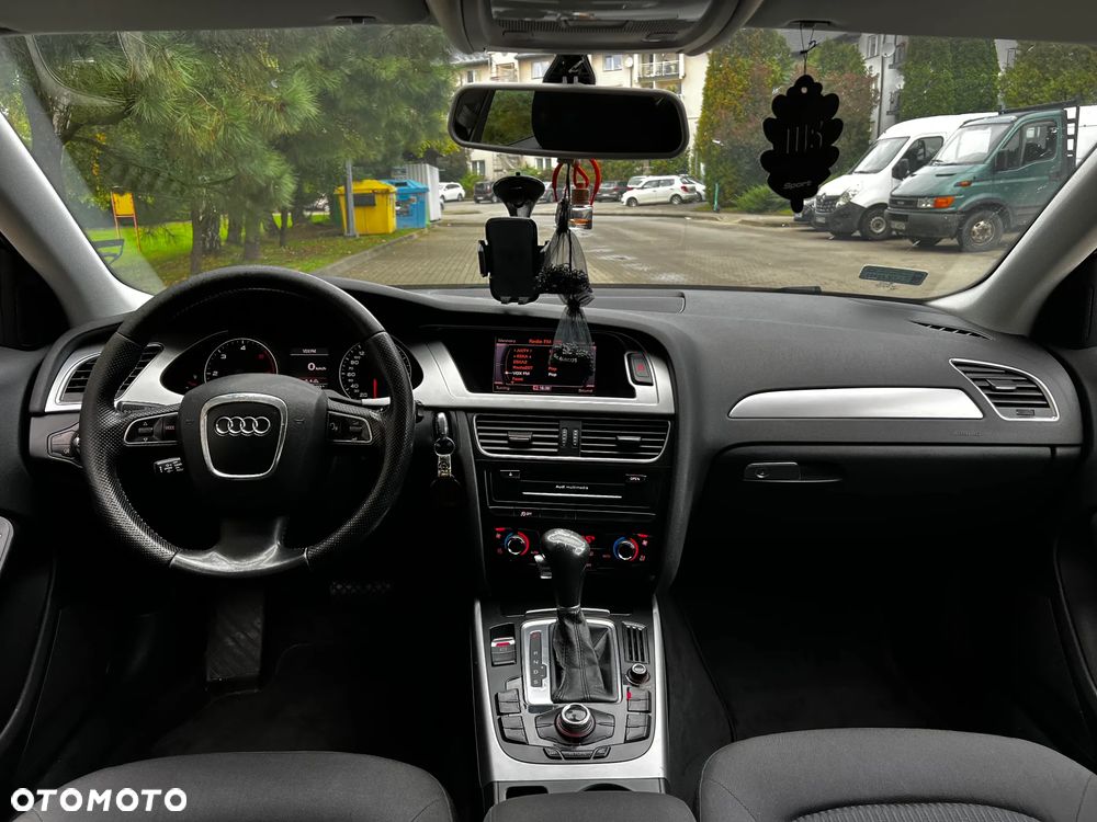 Audi A4 - 12