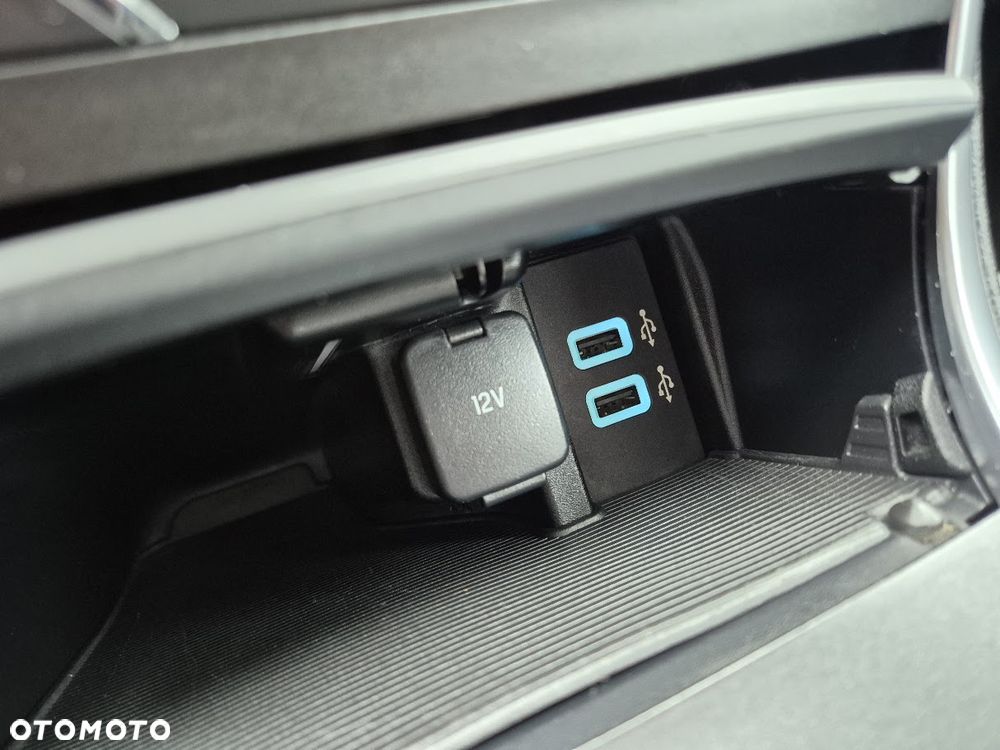 Ford S-Max 2.0 EcoBlue Titanium - 29