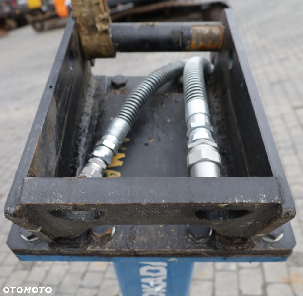 Młot hydrauliczny Okada 800 Breaker Hammer 393 kg - 8