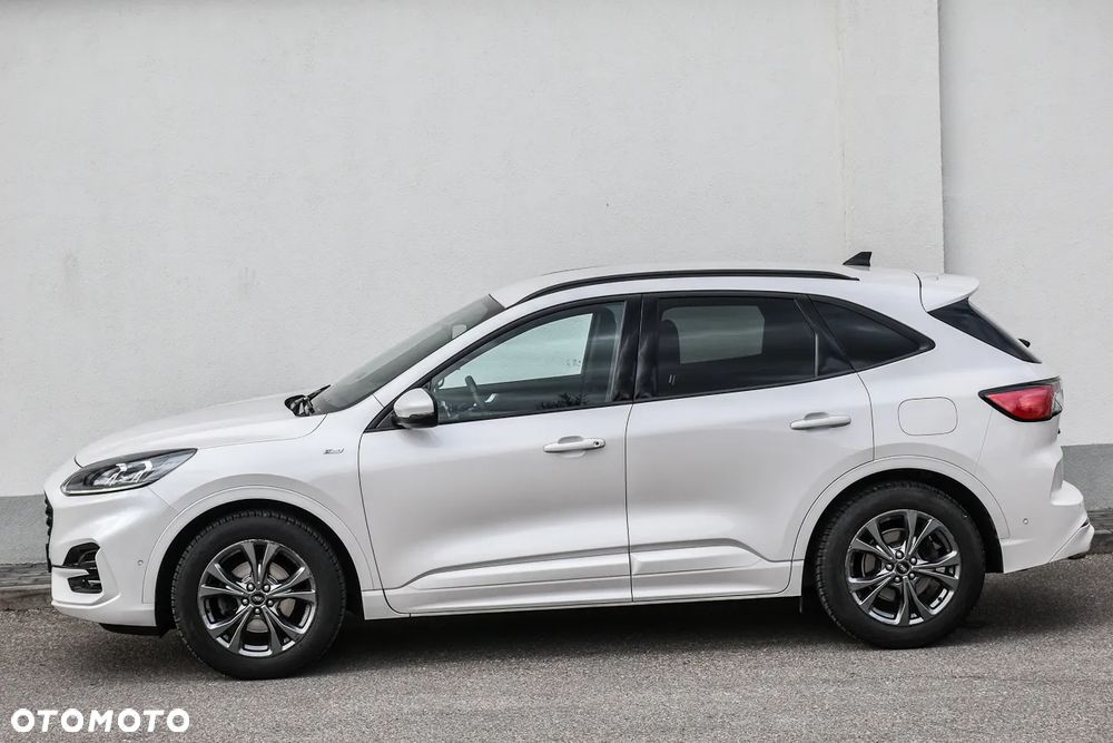 Ford Kuga 1.5 EcoBoost FWD ST-Line X - 16