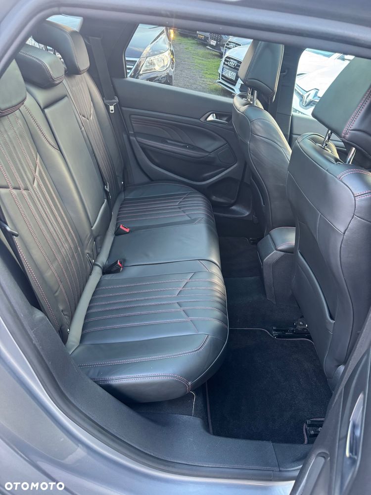 Peugeot 308 - 15