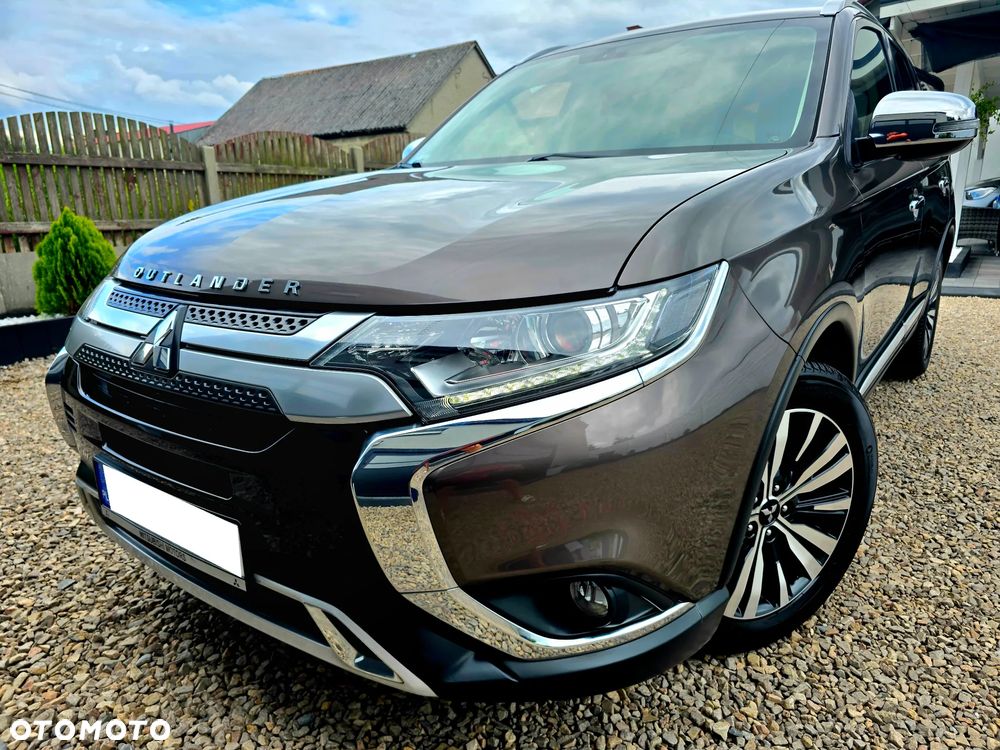 Mitsubishi Outlander 2.0 Instyle + 4WD CVT - 4