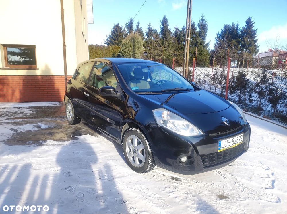 Renault Clio - 1