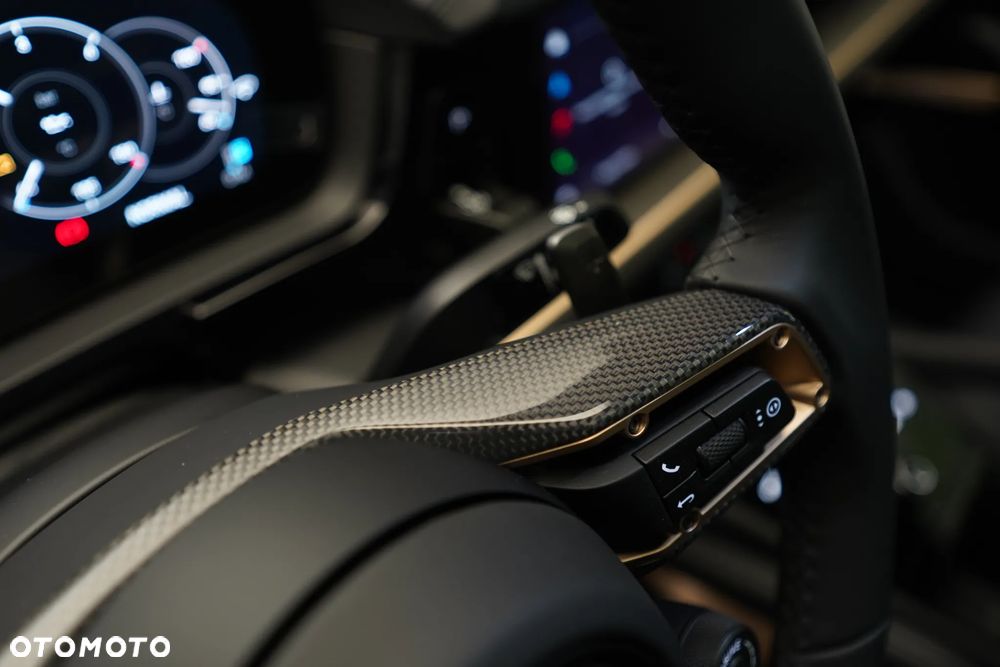 Porsche Cayenne Standard - 19