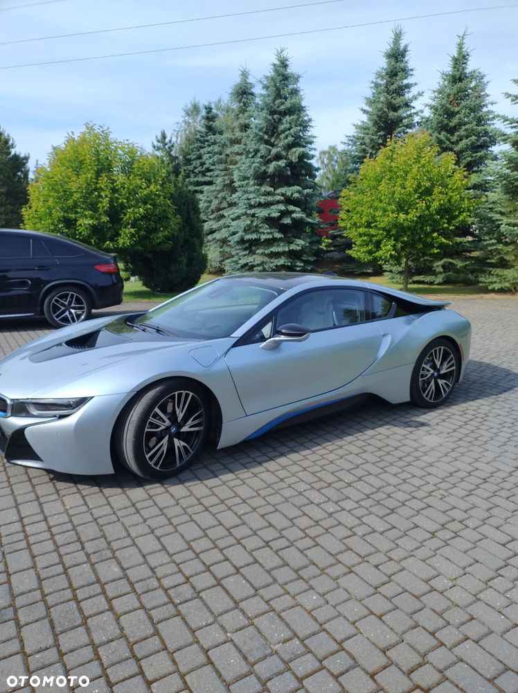 BMW i8 - 1