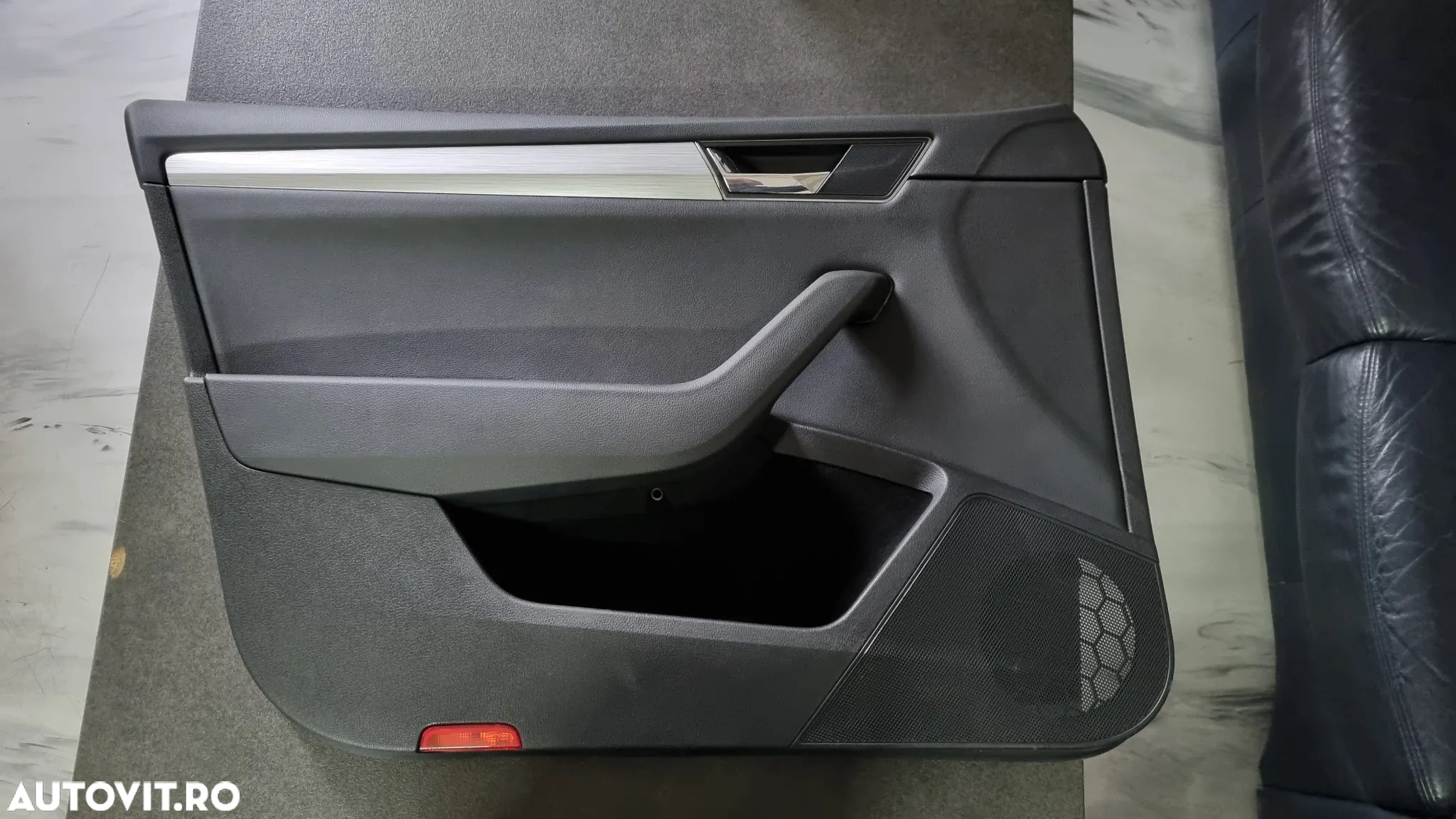 Interior piele complet Skoda Super 3 hatchback uk - 7