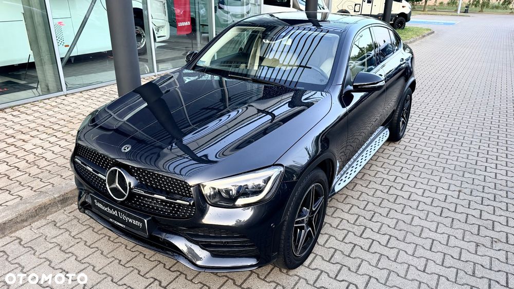 Mercedes-Benz GLC - 40