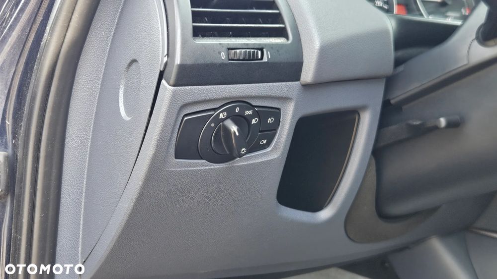 BMW Seria 1 118d - 16