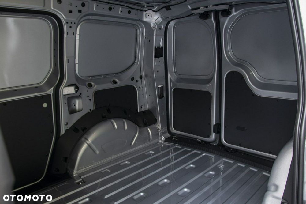 Volkswagen Caddy - 10