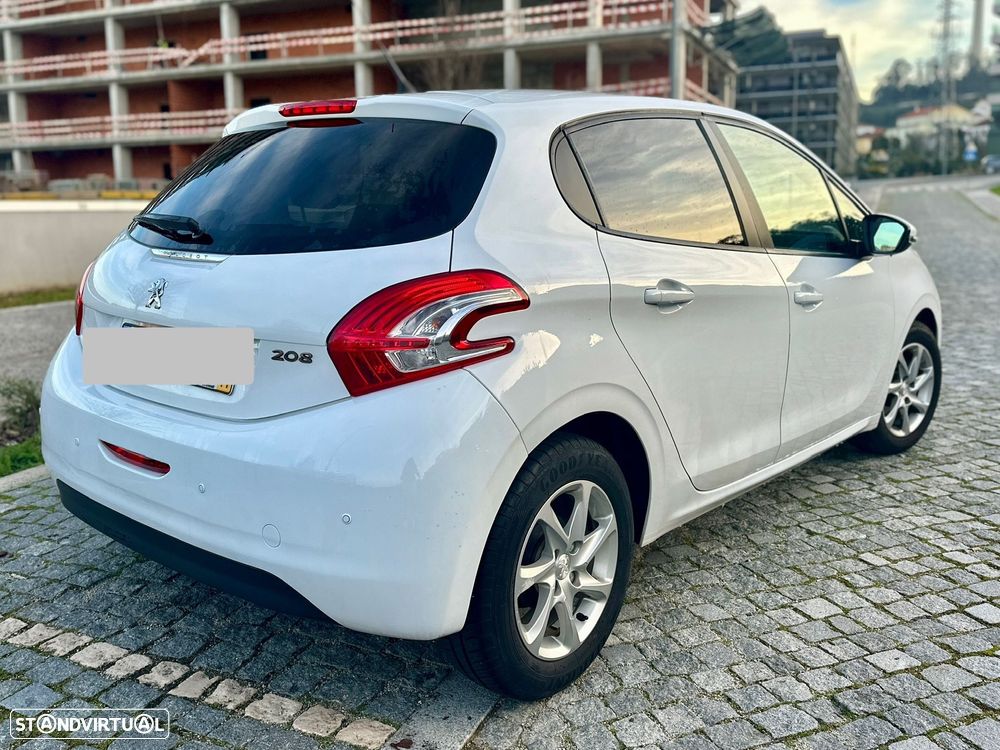 Peugeot 208 1.2 VTi Active - 4