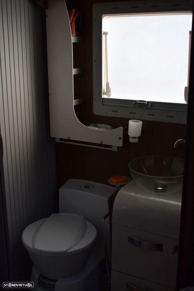 McLouis Nevis 872 - 19