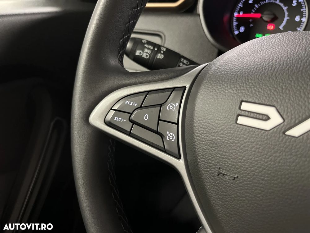 Dacia Duster TCe 150 EDC Journey - 18