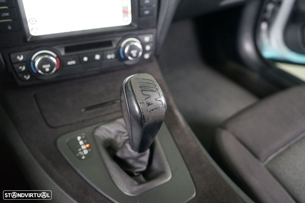 BMW 320 d Coupe Auto - 33