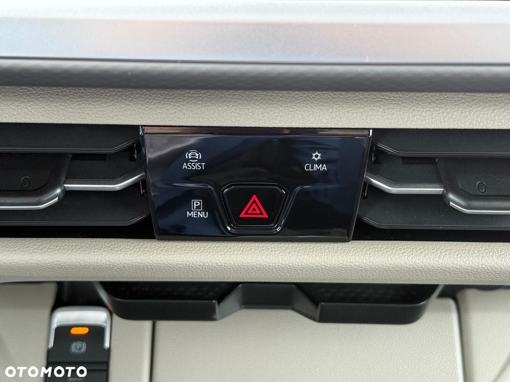 Volkswagen Multivan 2.0 TDI L1 Style DSG - 29