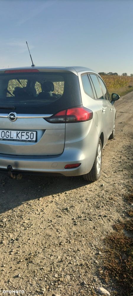 Opel Zafira - 3