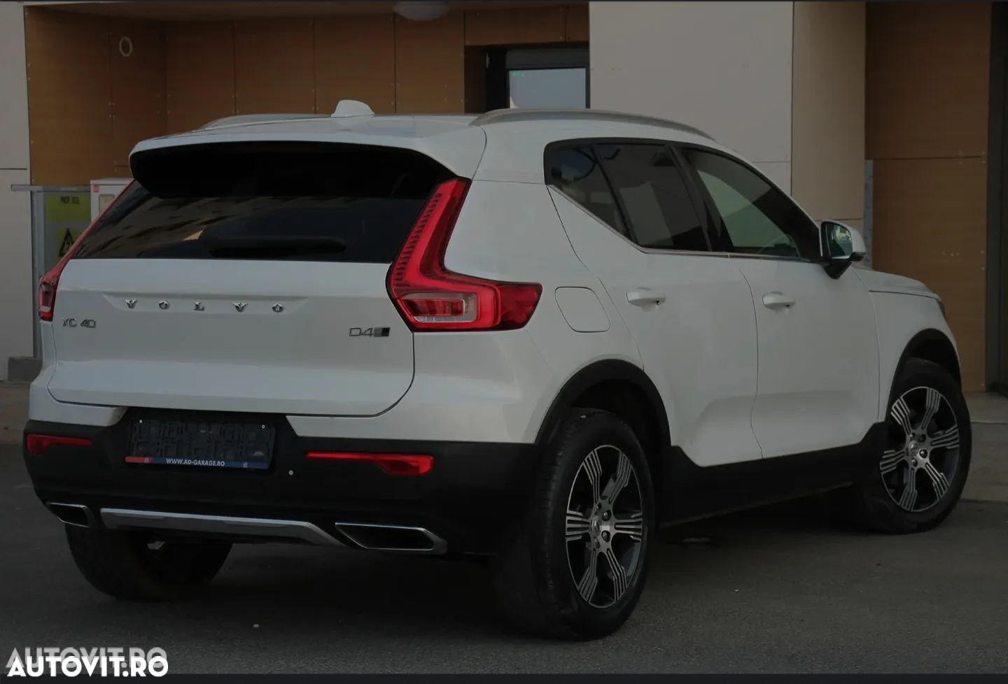 Volvo XC 40 D4 AWD Inscription - 2