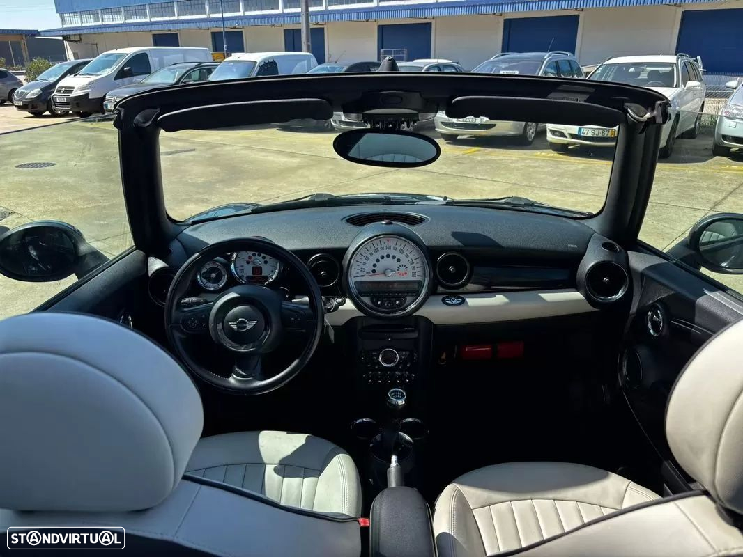 MINI Cabrio Cooper D - 10