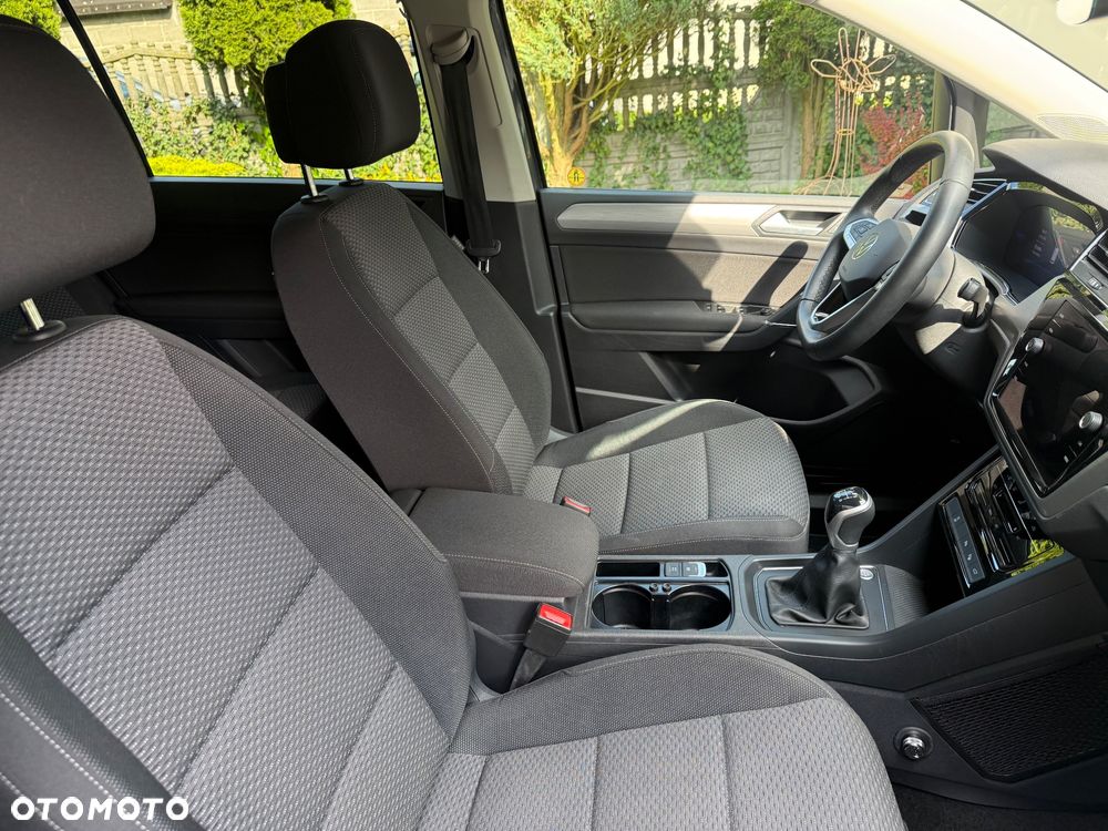 Volkswagen Touran 1.5 TSI EVO Comfortline Plus - 32